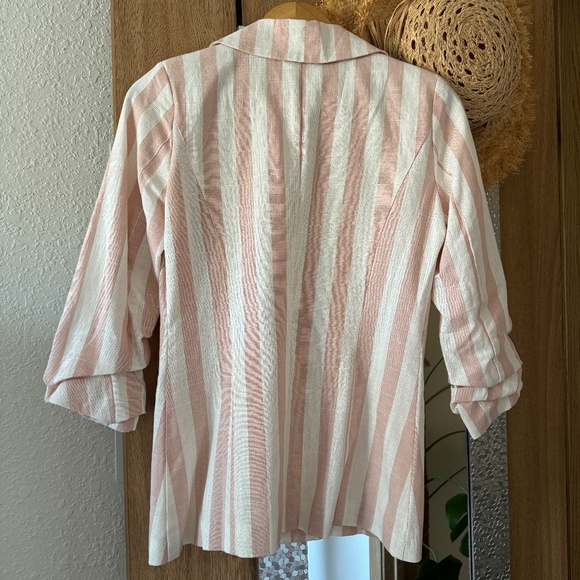 Chriselle Lim White blush striped blazer - Picture 2 of 4